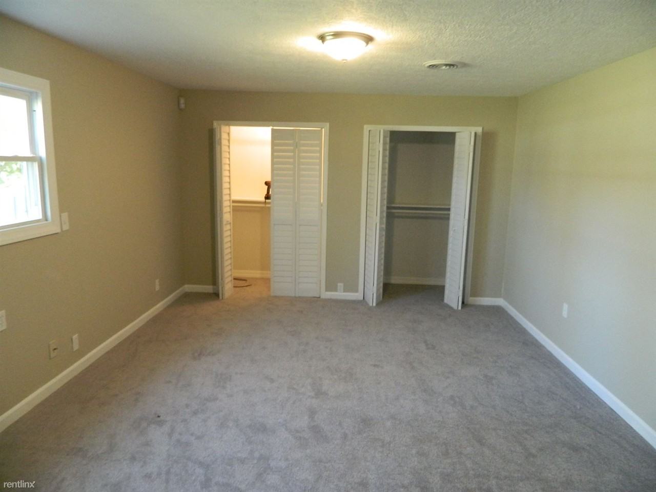 5010 Bristol Dr - Photo 2 of 10