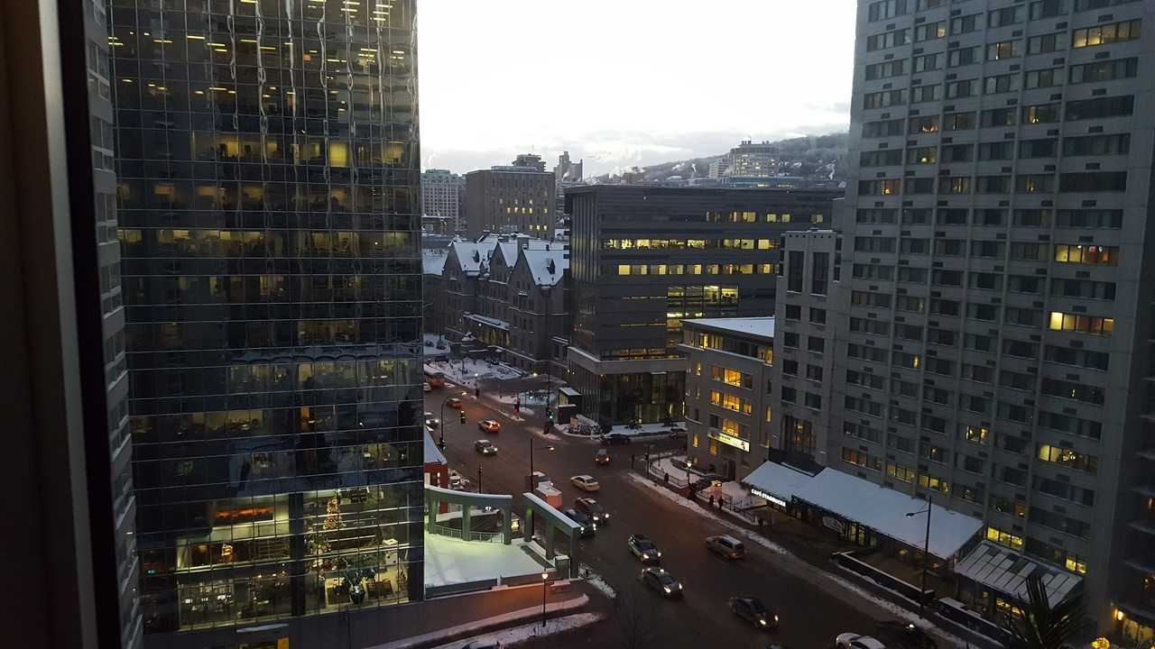 420 Sherbrooke Ouest Montreal Qc H3a 1b4 1 Bedroom Apartment For Rent For 775 Month Zumper