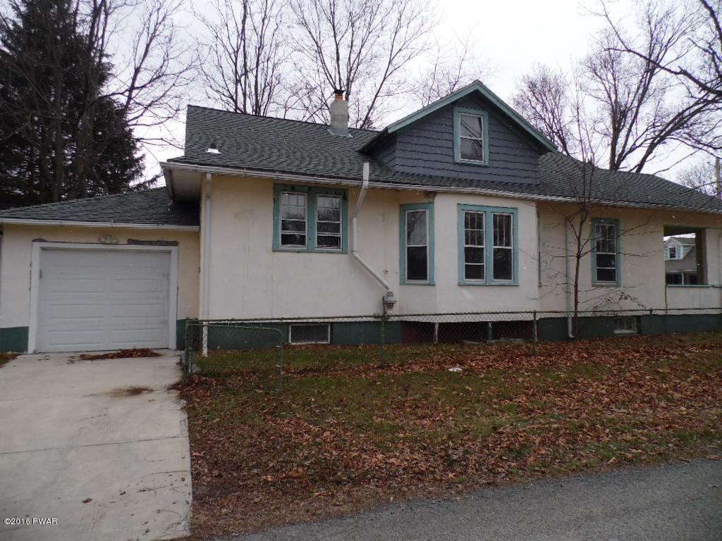 102 Oak Ave - Photo 2 of 16