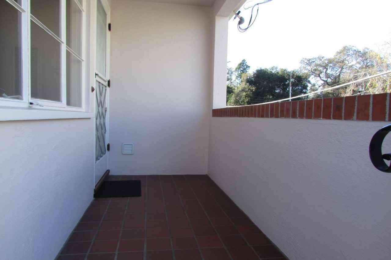 202 7th Ave - Photo 2 of 21