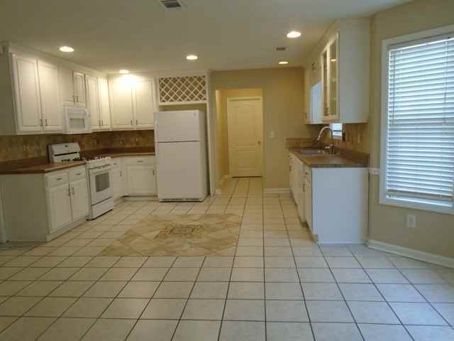 146 Ivy Trace - Photo 3 of 10