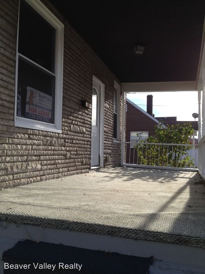 2421-2401 W Main St - Photo 3 of 21