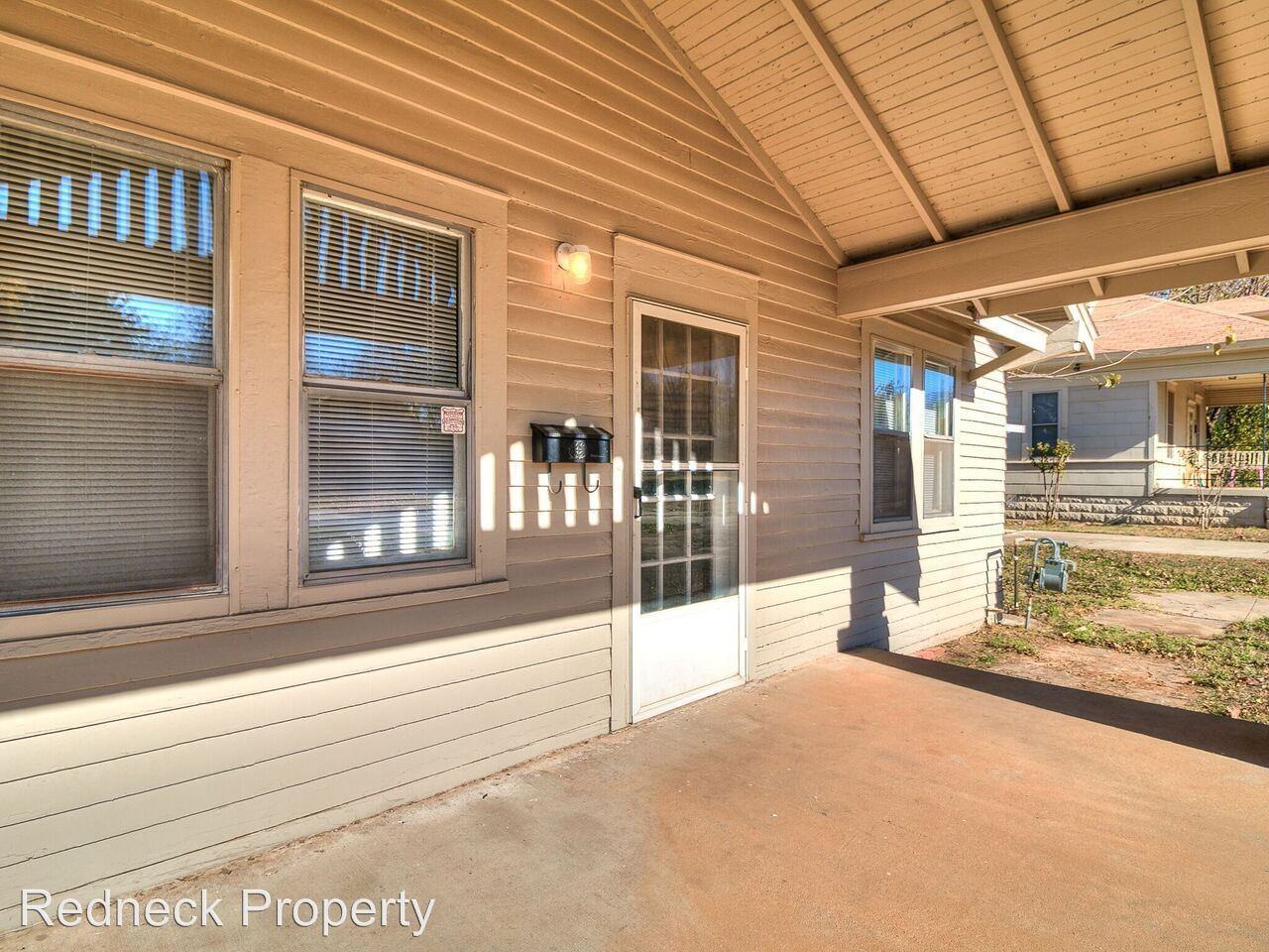 2009 NW 12th St - Photo 3 of 31