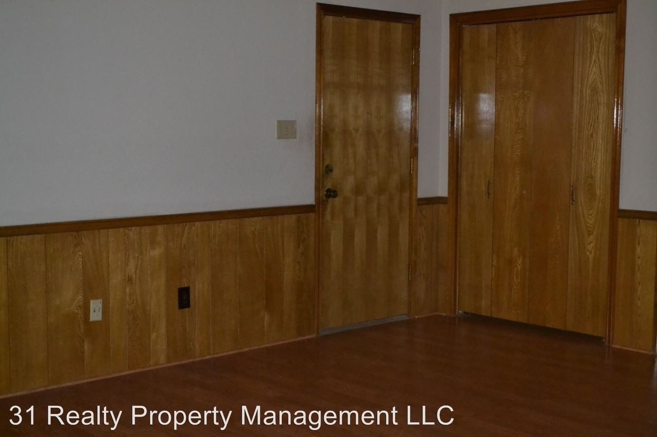 1501 Willow Crest Dr - Photo 2 of 15