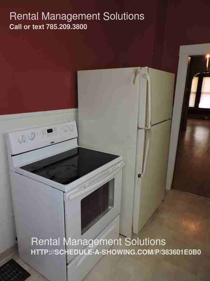 227 SW Elmwood Ave - Photo 3 of 12