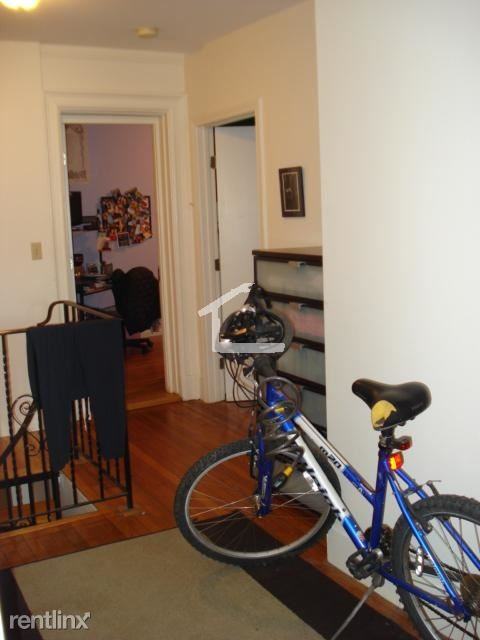 448 Park Dr - Photo 3 of 15