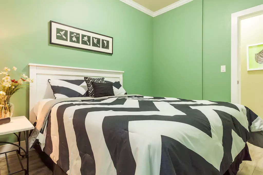 10271 Gilmore Crescent - Photo 3 of 12