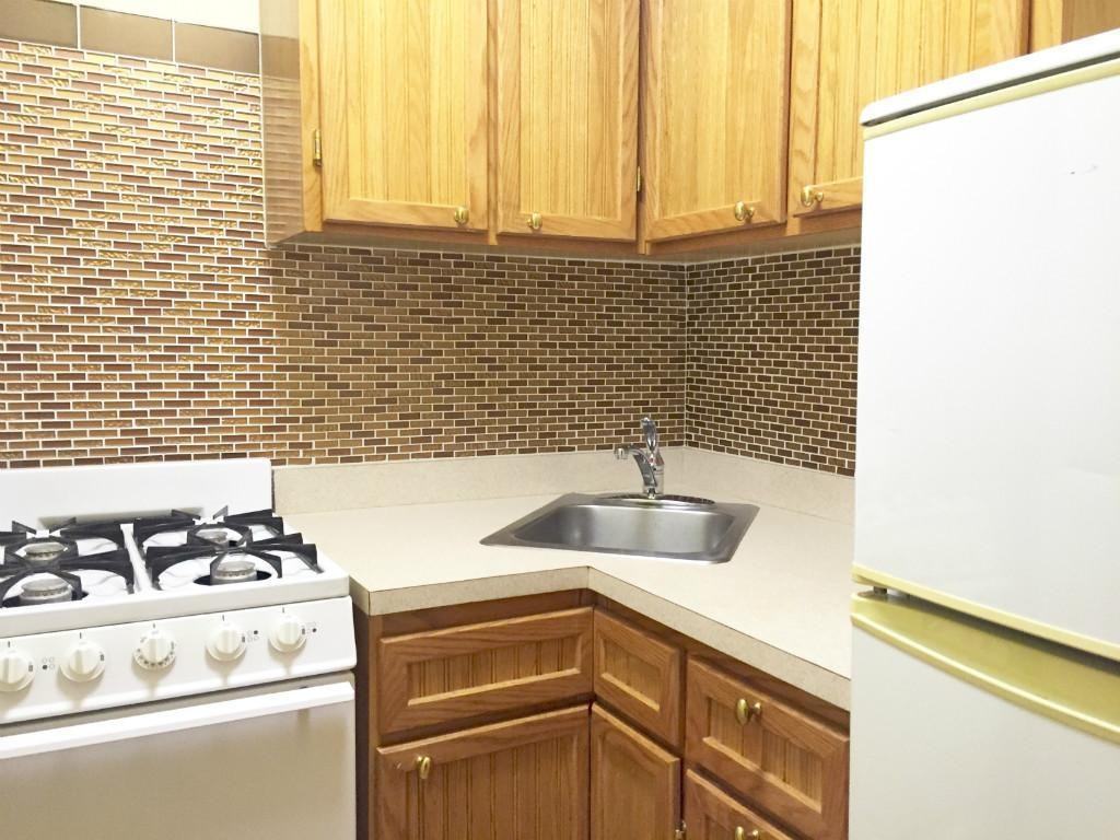 250 W 100th St #806A