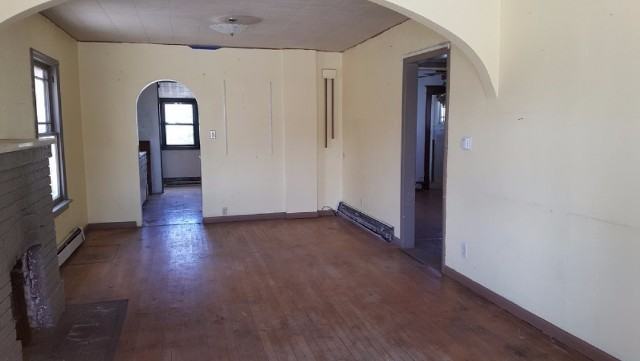 1429 Central Ave - Photo 2 of 6