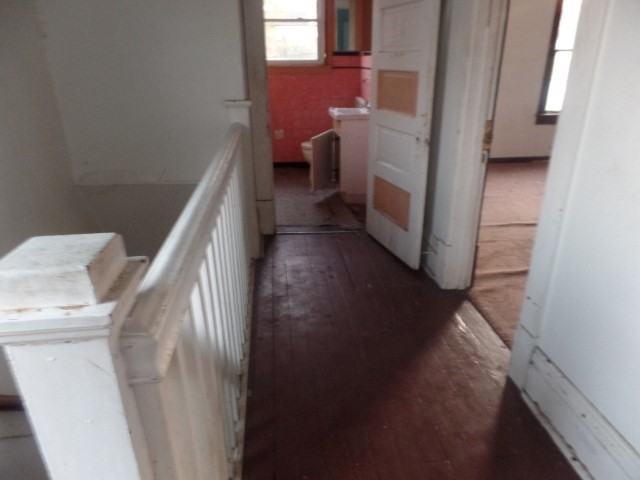 628-698 5th St - Photo 2 of 4