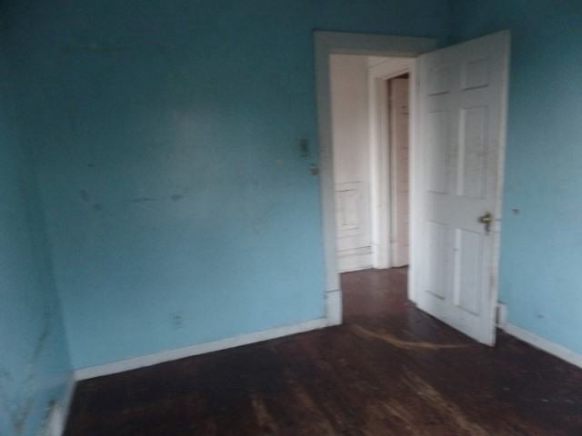 628-698 5th St - Photo 3 of 4