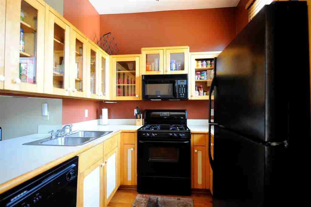 2742 Park Ave - Photo 2 of 13