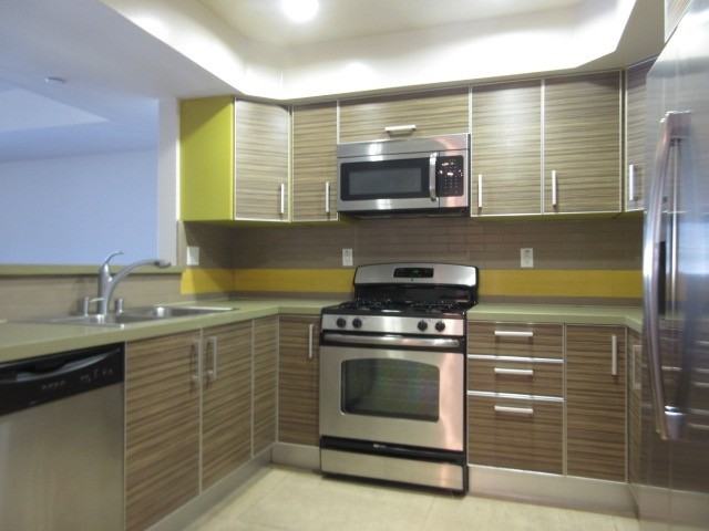 N. Edinburgh Ave. & Waring Ave.