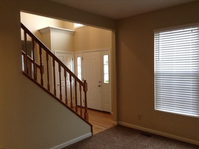 1058 Swale Ct - Photo 3 of 19