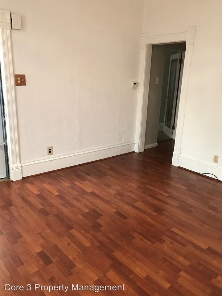 700-798 E Black Ave - Photo 2 of 6