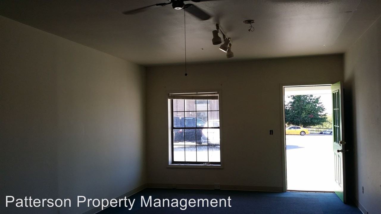 114 The Square - Photo 3 of 7