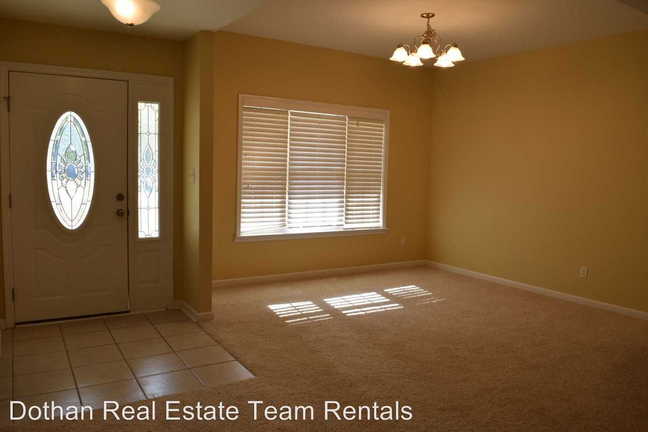 453 Sandstone Dr - Photo 2 of 16