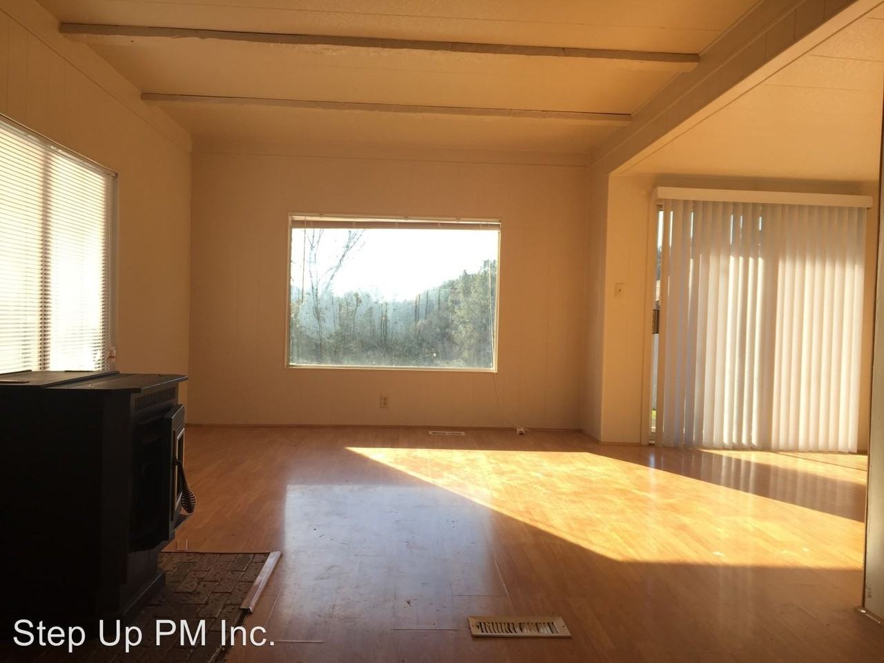 17250 Blackbird Ln - Photo 2 of 4