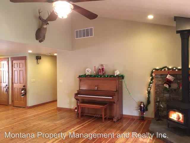 2108 Silver Ridge Rd - Photo 3 of 13