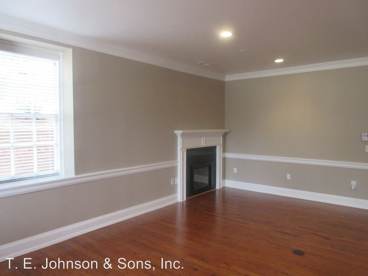 287 Glade View Ct #D - Photo 3 of 14