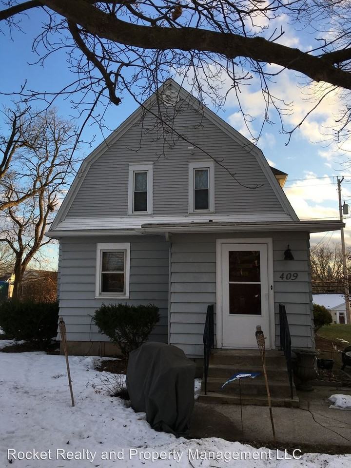 409 Sherman Ave E - Photo 2 of 6