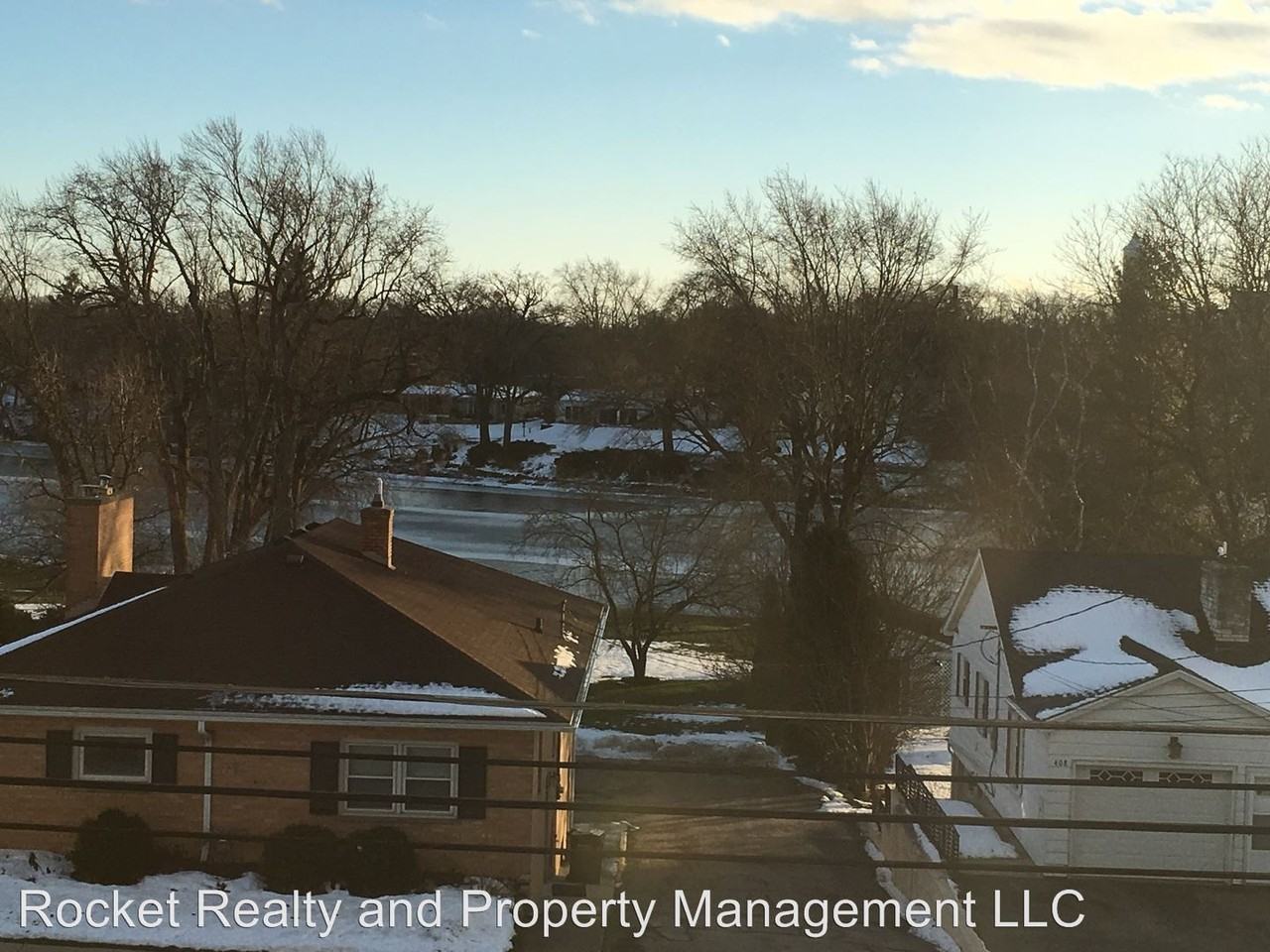 409 Sherman Ave E - Photo 3 of 6