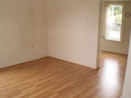 408 9th Ave - Photo 3 of 6