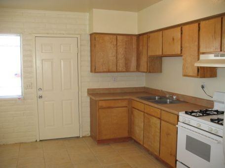 227 W Rillito St - Photo 3 of 5