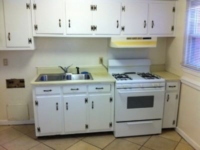 1210 Barker Dr E - Photo 3 of 5