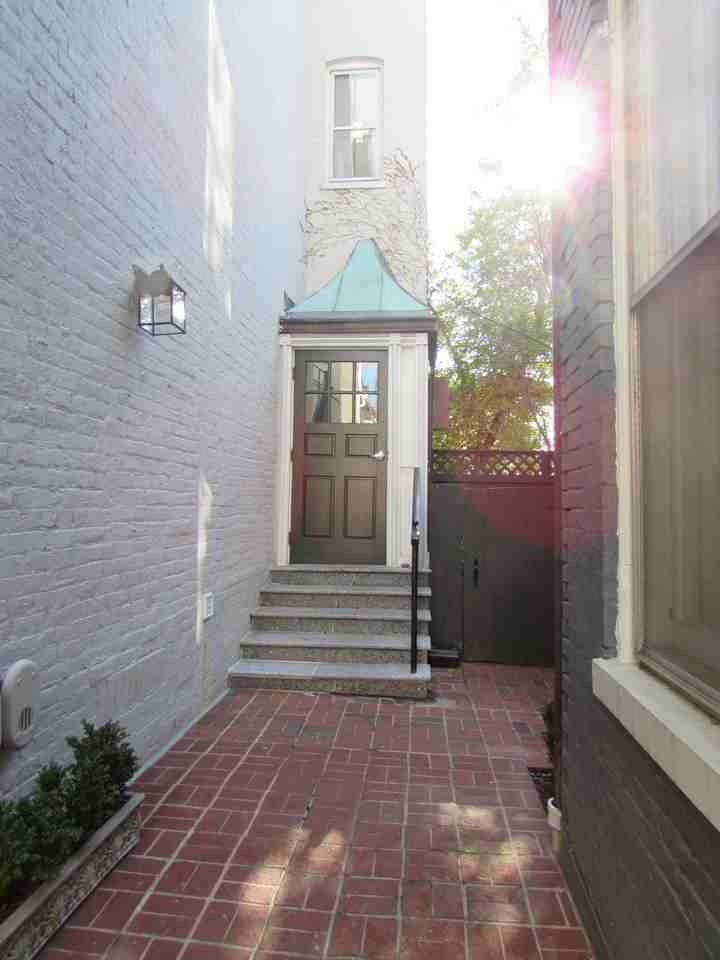 3250 N St NW #2A - Photo 2 of 19