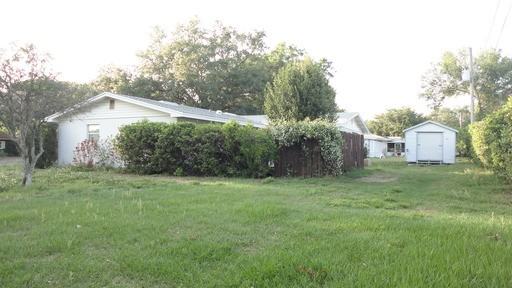 1734 Fredricksburg Ave - Photo 3 of 18