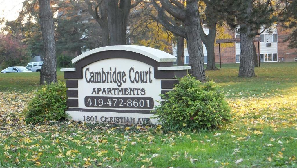 Cambridge Court - Photo 3 of 4