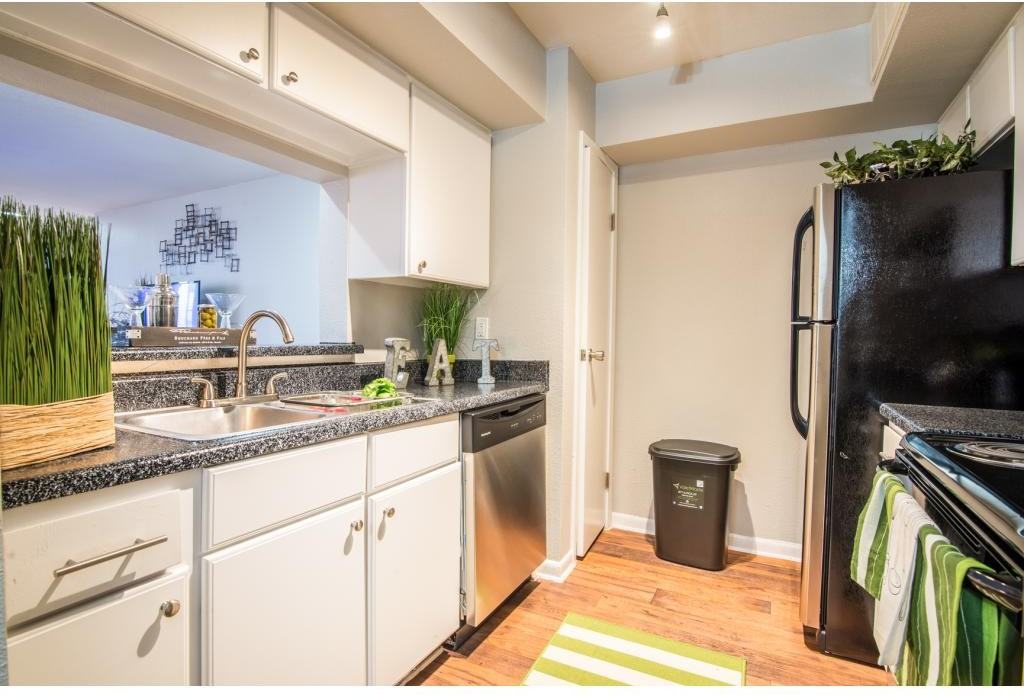 Kempwood Hollow - Photo 3 of 19