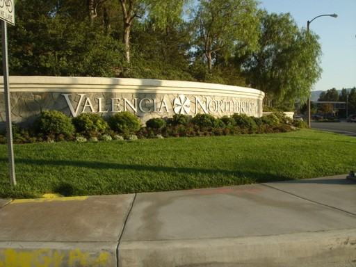 23932 Hammond Ct - Photo 3 of 28