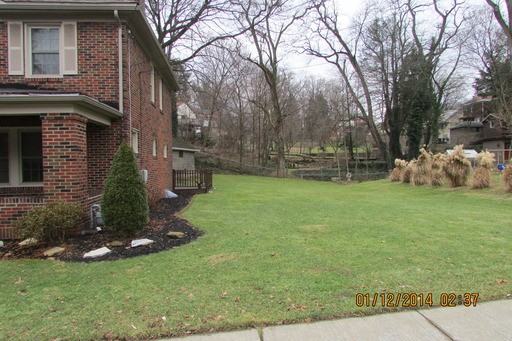 901 Parkside Ave - Photo 2 of 23