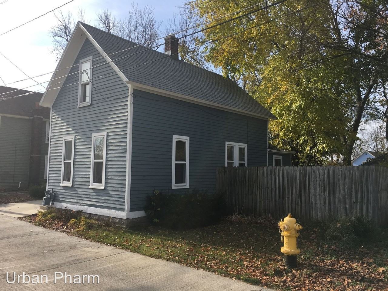 341 Freyling Pl SE - Photo 2 of 25