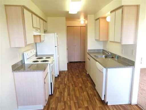 1371 F St - Photo 3 of 12