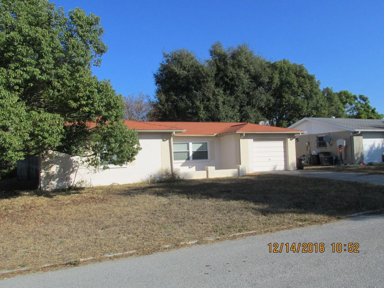 7735 Hawthorn Dr - Photo 2 of 18