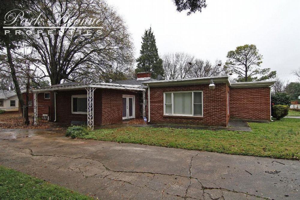 1726 Washington Ave - Photo 3 of 9