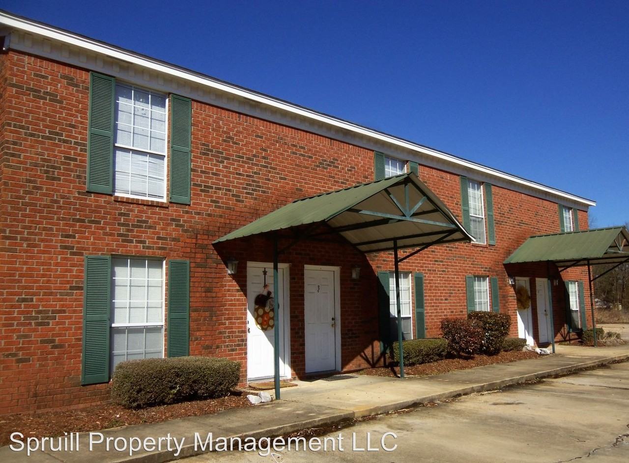 Yellow Jacket/Gillespie Apartments for Rent in Starkville, MS 39759