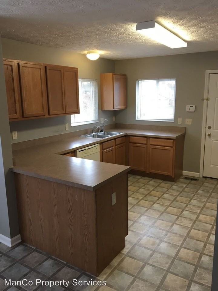 136 Audubon Park - Photo 2 of 14