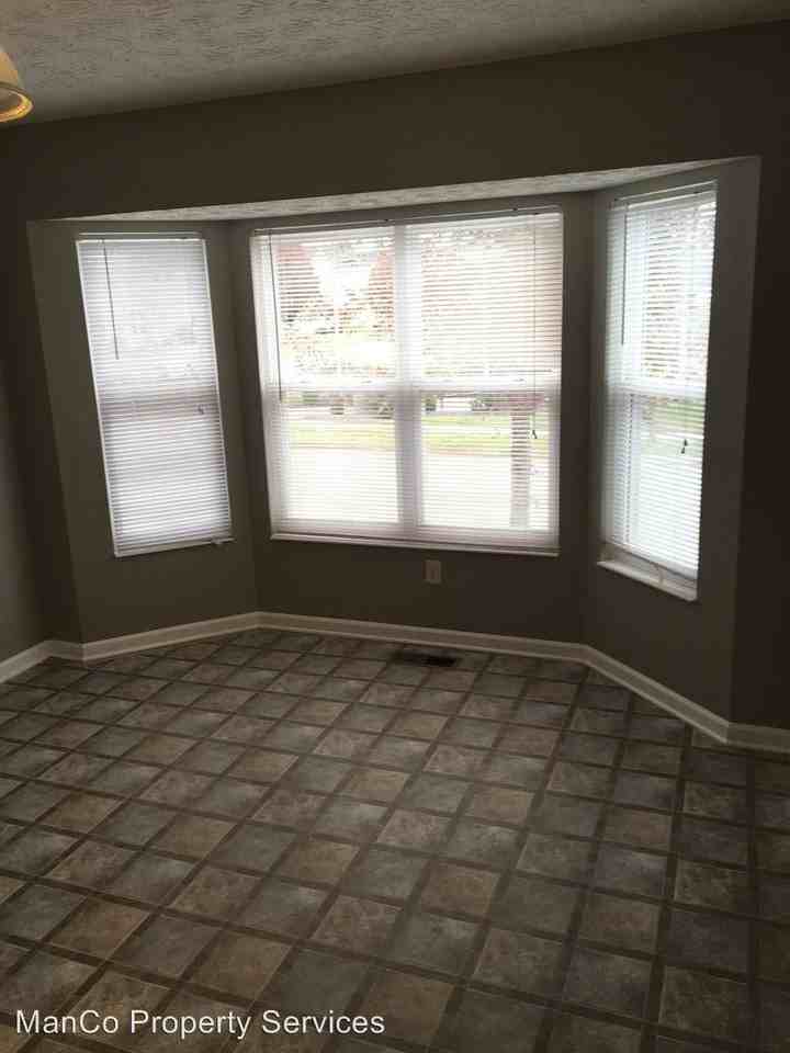 136 Audubon Park - Photo 3 of 14