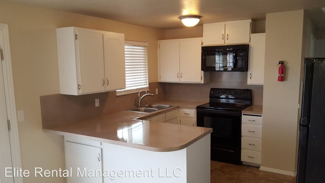 6527 Kentucky Dr - Photo 2 of 10