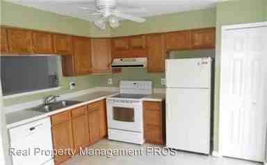 9203 Andrew Dr - Photo 3 of 23
