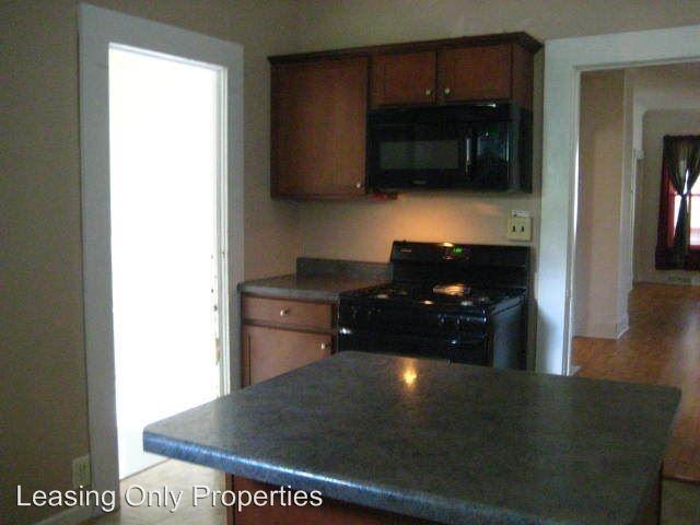 6531 8th Ave - Photo 2 of 7