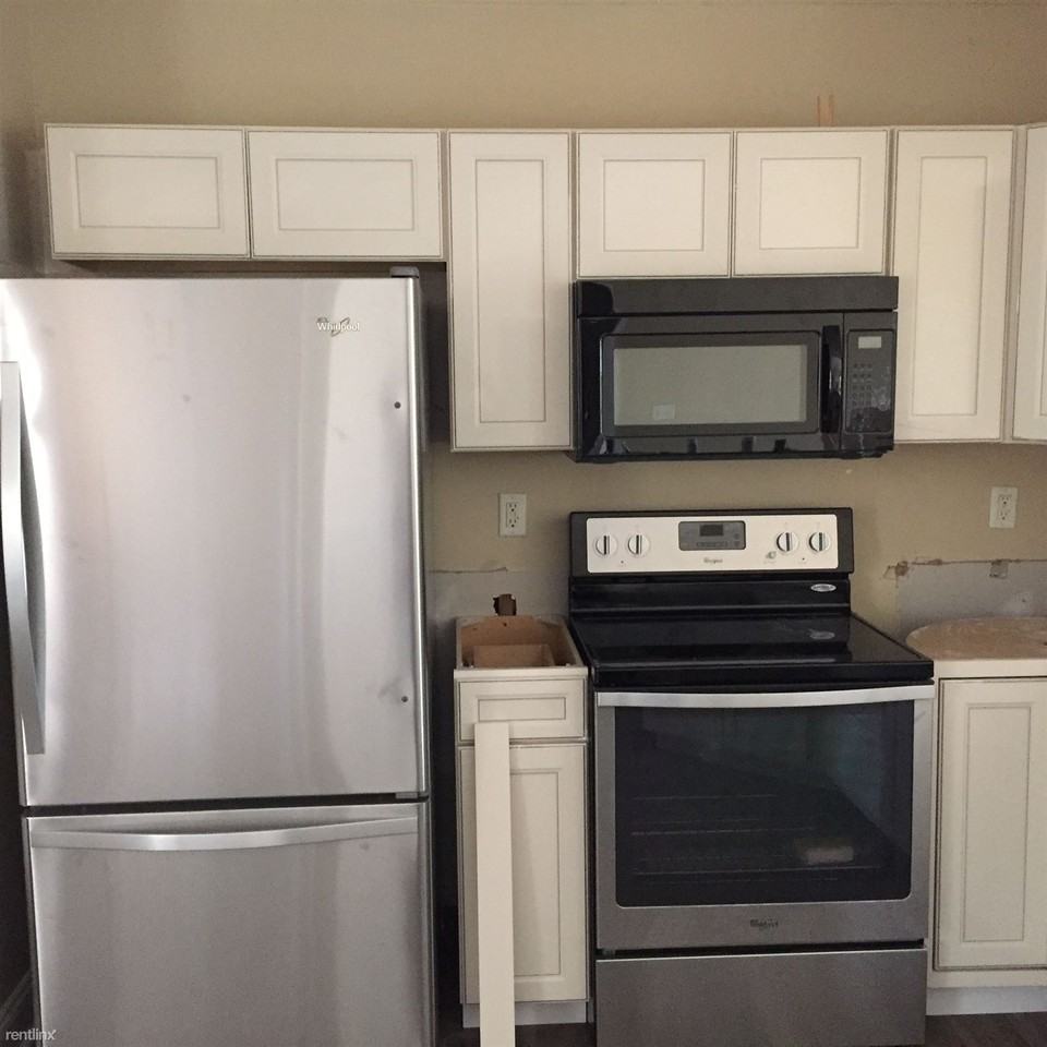224 Shellbank Dr - Photo 2 of 4