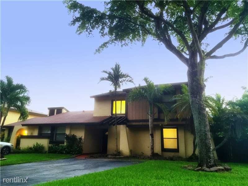 Woodgate, Miami, FL 33183 3 Bedroom House for 2,750/month Zumper