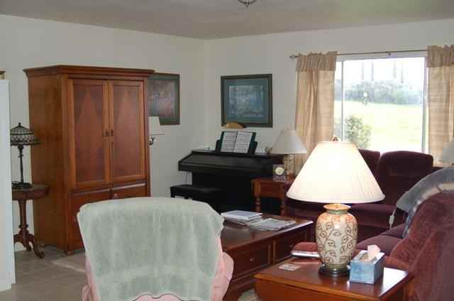 1282 Butte Ave - Photo 2 of 4