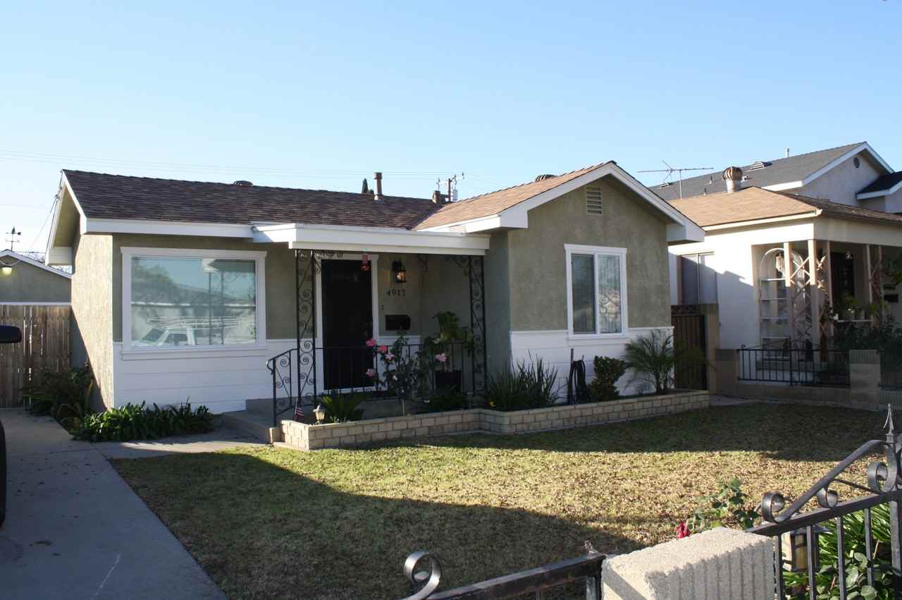 4917 Daisy Ave - Photo 2 of 26