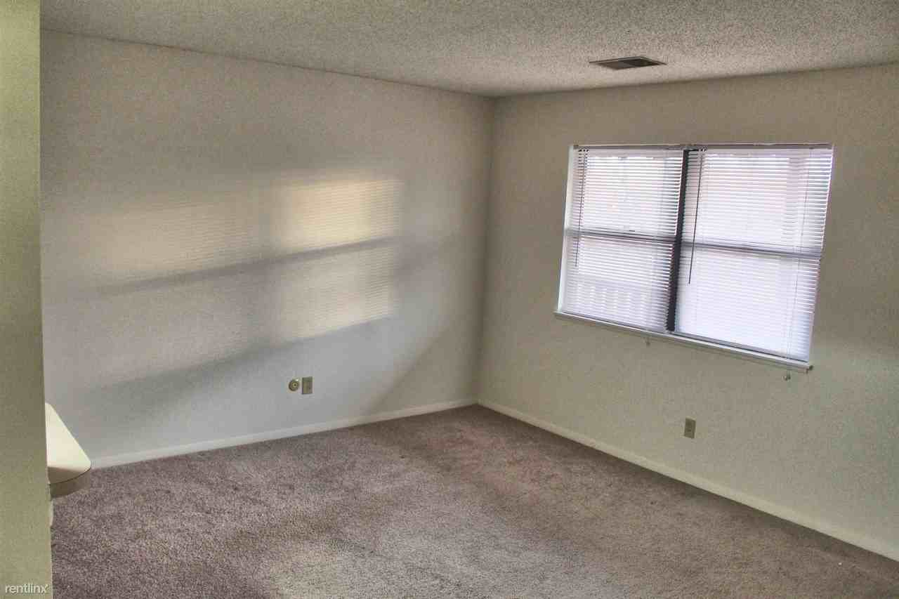 3940 E Camelot Cir - Photo 2 of 9